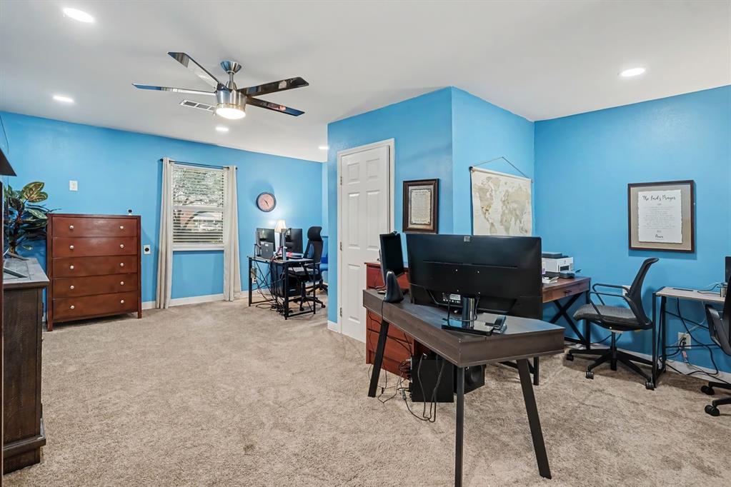 1405 N Buckner Boulevard, Dallas, TX 75218