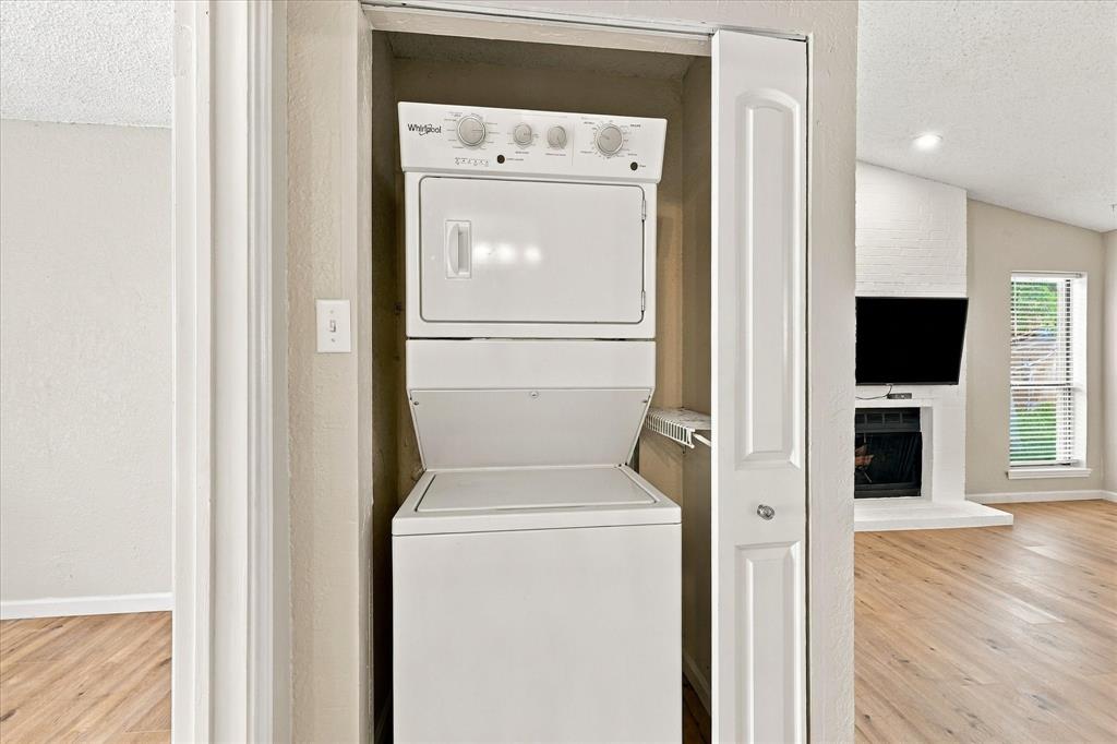 Washer and Dryer included!