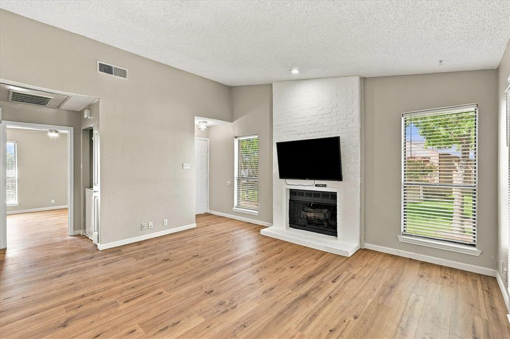 1901 Cloisters Drive, #920, Arlington, TX 76011