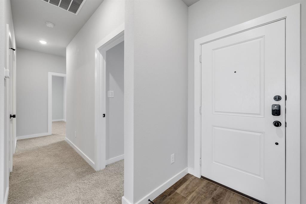 4059-4061 Clovis Court, Midlothian, TX 76065