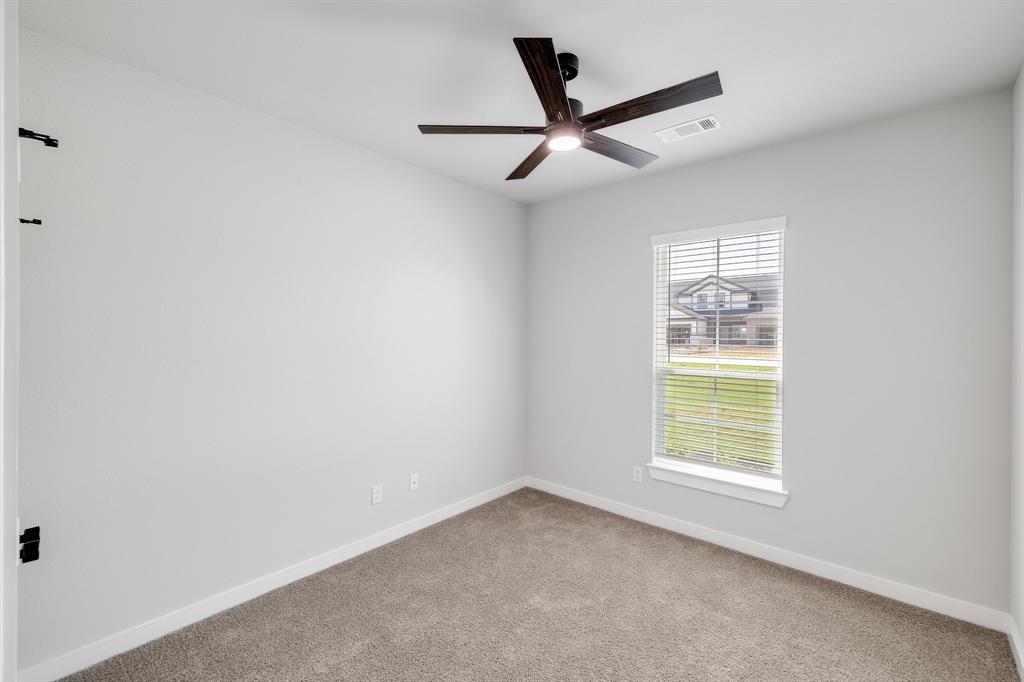 4059-4061 Clovis Court, Midlothian, TX 76065