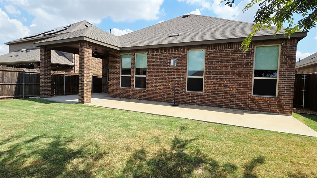 2932 Log Cabin Drive, Celina, TX 75009