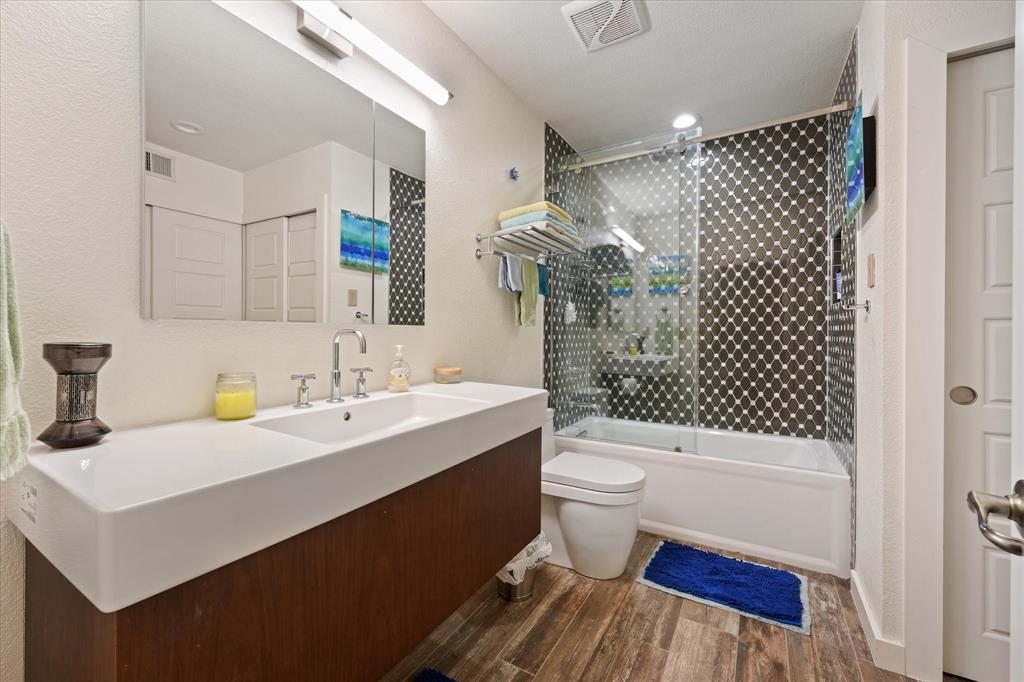 18040 Midway Road, #225, Dallas, TX 75287