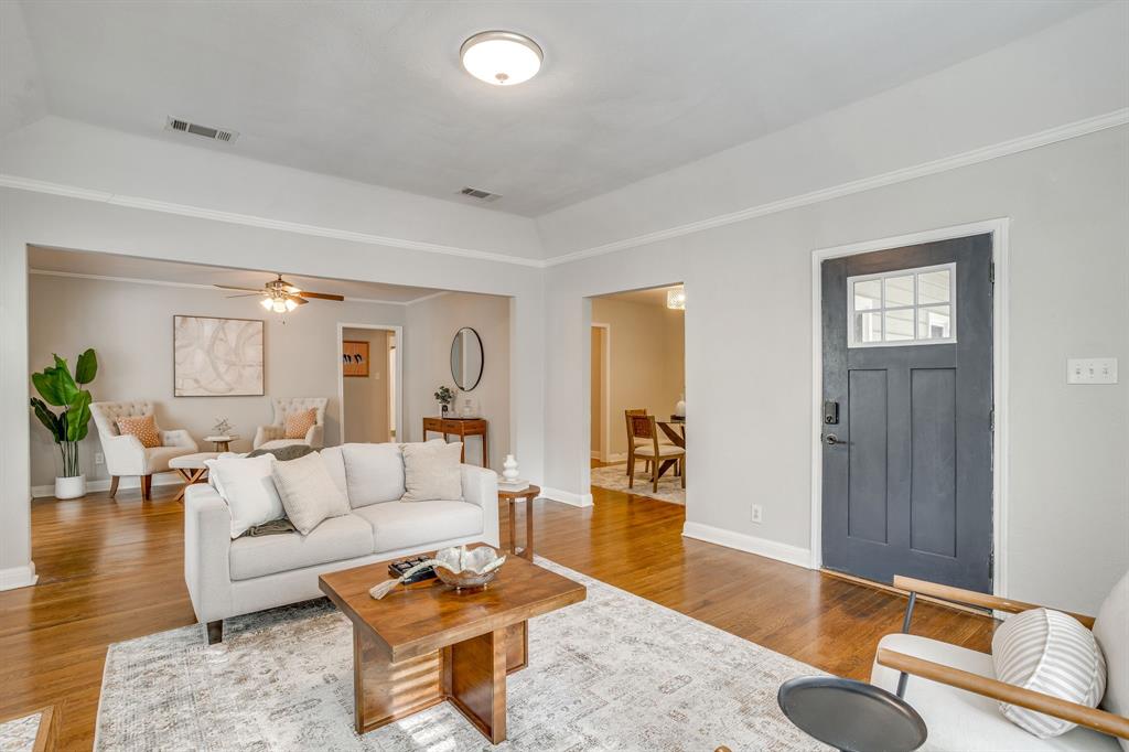 303 Harbin Avenue, Waxahachie, TX 75165