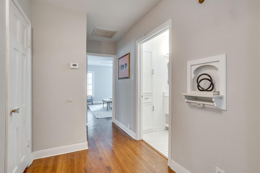 303 Harbin Avenue, Waxahachie, TX 75165