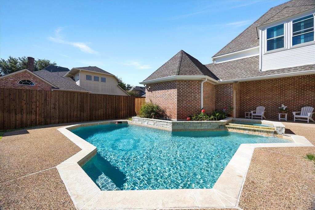 5024 Hummingbird Lane, Plano, TX 75093