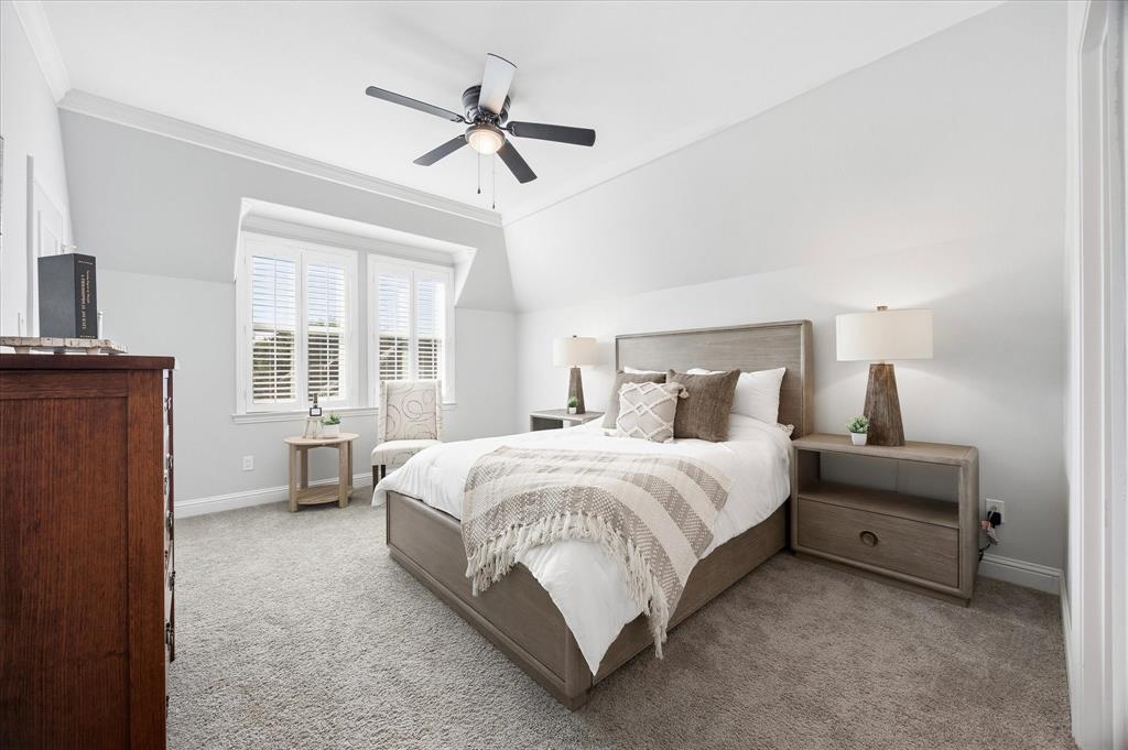 2nd floor bedroom