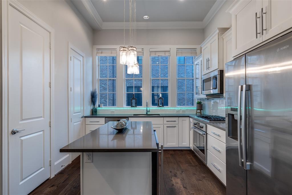 4120 Runyon Road, Addison, TX 75001