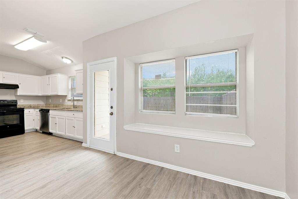 130 Creek Cove Drive, Dallas, TX 75217