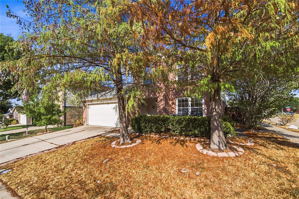 5666 Hunters Bend Lane, Dallas, TX 75249