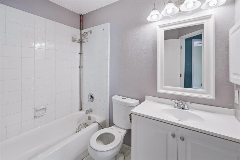 5666 Hunters Bend Lane, Dallas, TX 75249