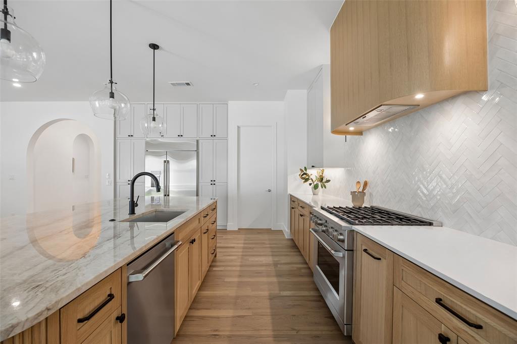 6140 Sudbury Drive, Dallas, TX 75214