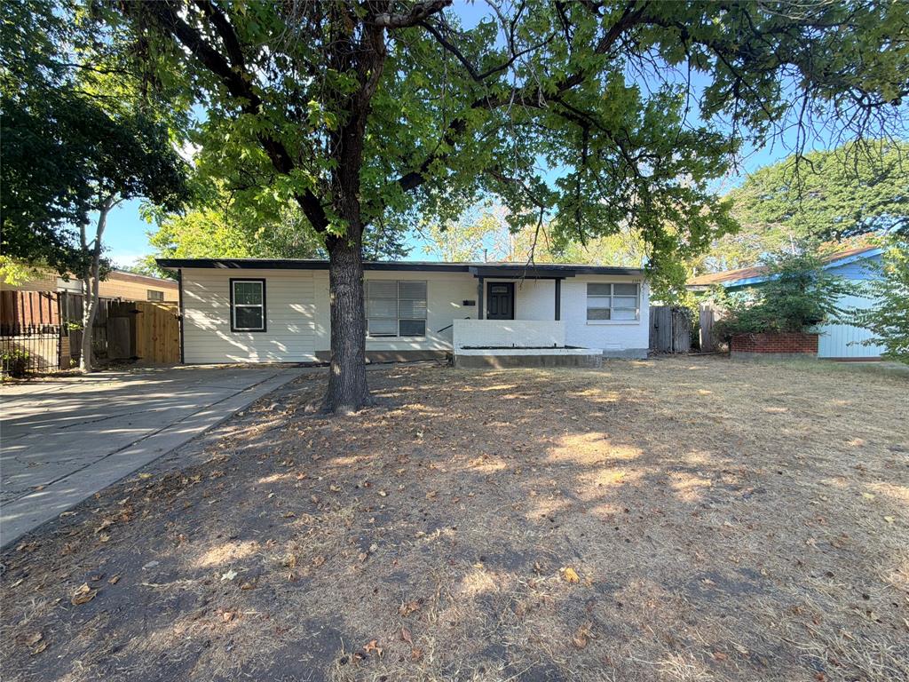 2309 Ballycastle Drive, Dallas, TX 75228 2309 Ballycastle Drive, Dallas, TX 75228