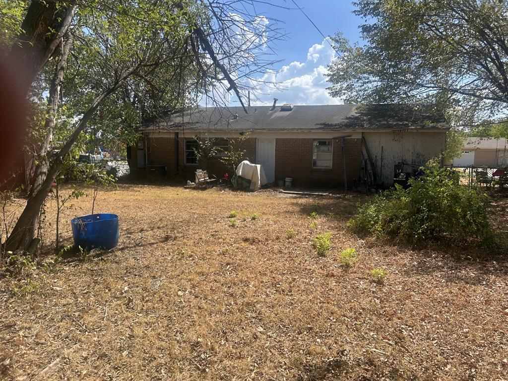 14323 Horseshoe Trail, Balch Springs, TX 75180