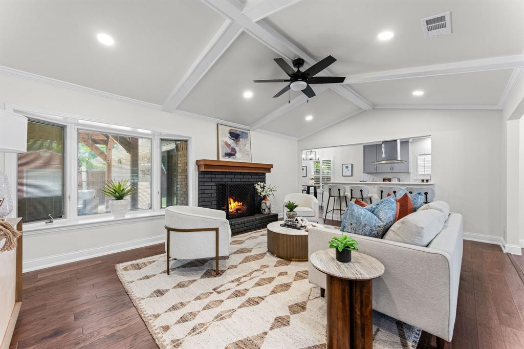 3946 Candlenut Lane, Dallas, TX 75244