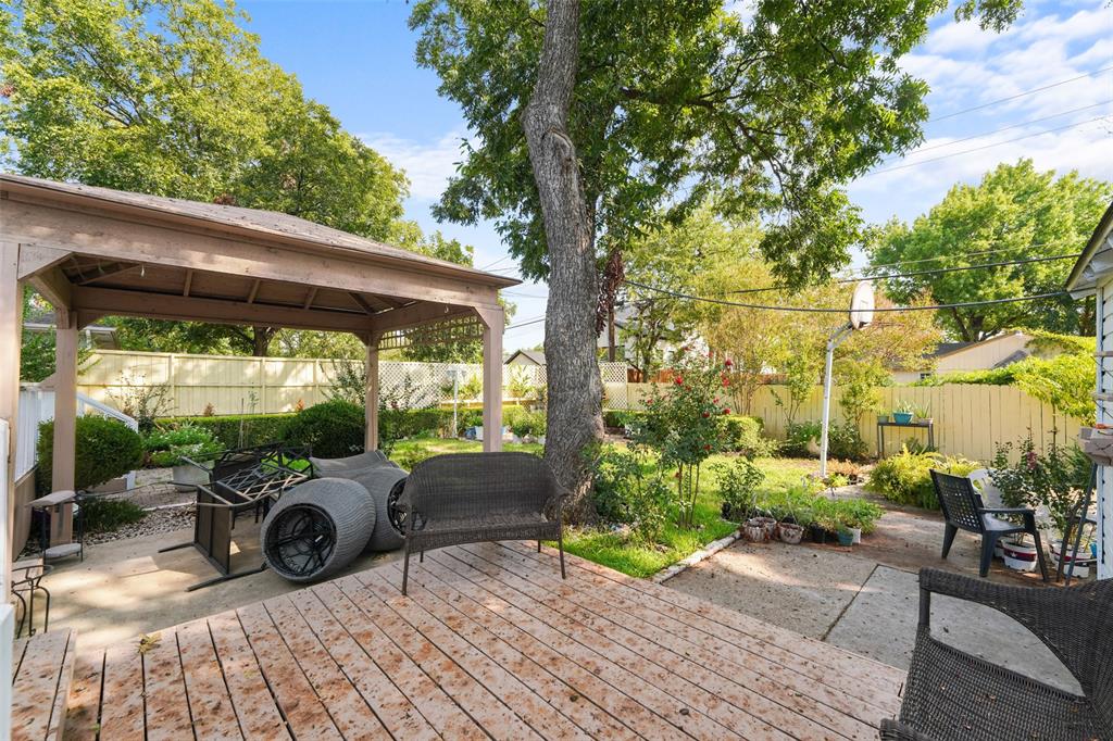 3760 Davila Drive, Dallas, TX 75220