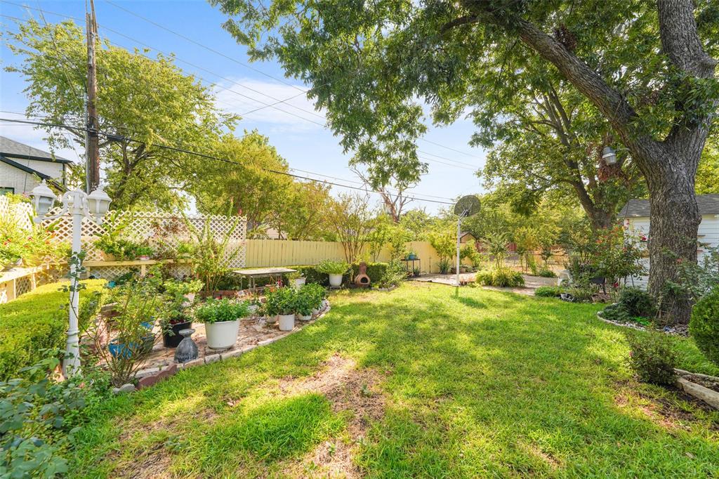 3760 Davila Drive, Dallas, TX 75220
