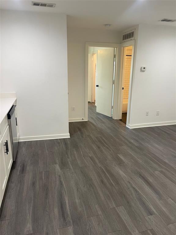321 E 8th Street, #203, Dallas, TX 75203