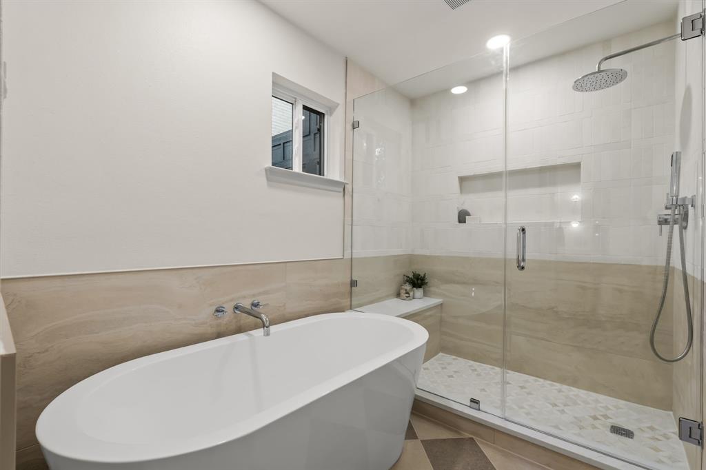 6530 Southpoint Drive, Dallas, TX 75248