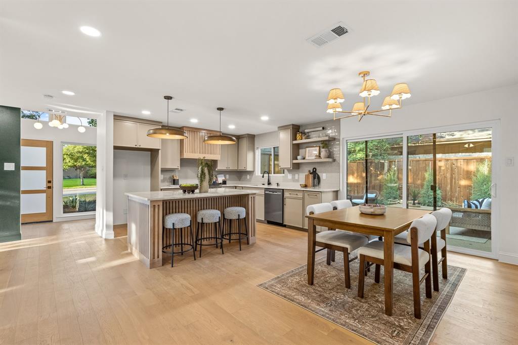 6530 Southpoint Drive, Dallas, TX 75248