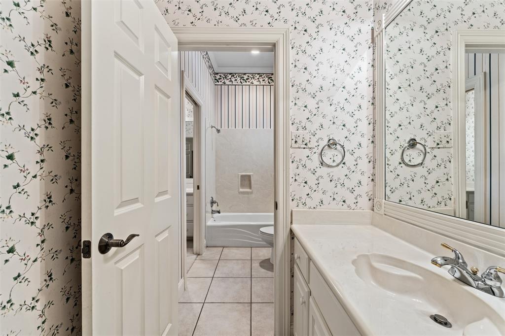 235 Settlers Creek Trail, Woodway, TX 76712