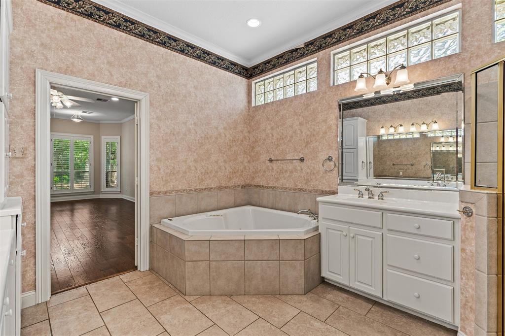 235 Settlers Creek Trail, Woodway, TX 76712