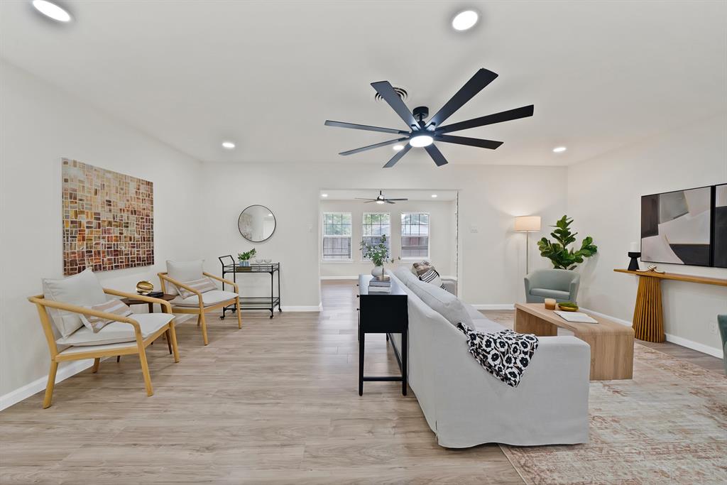 1715 Bradford Drive, Arlington, TX 76010