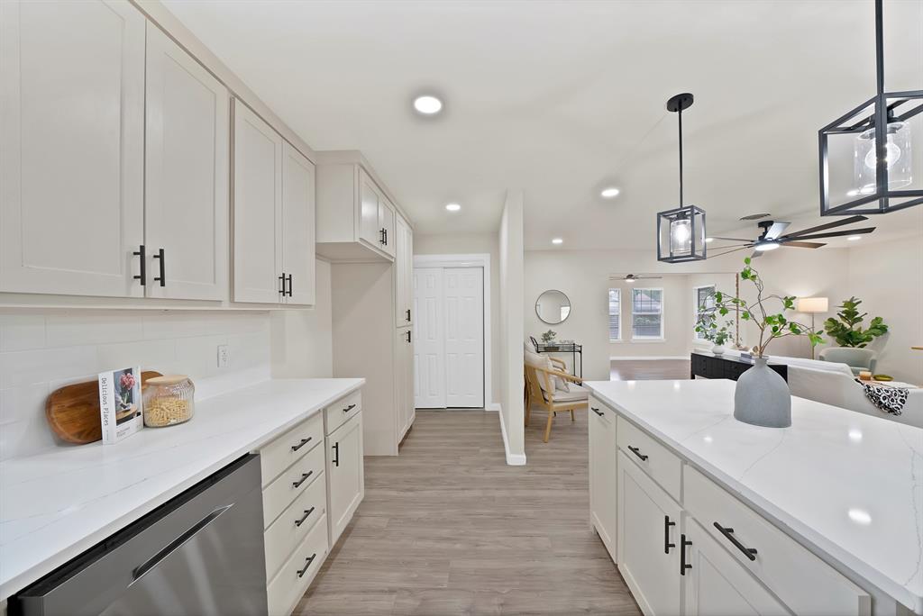 1715 Bradford Drive, Arlington, TX 76010