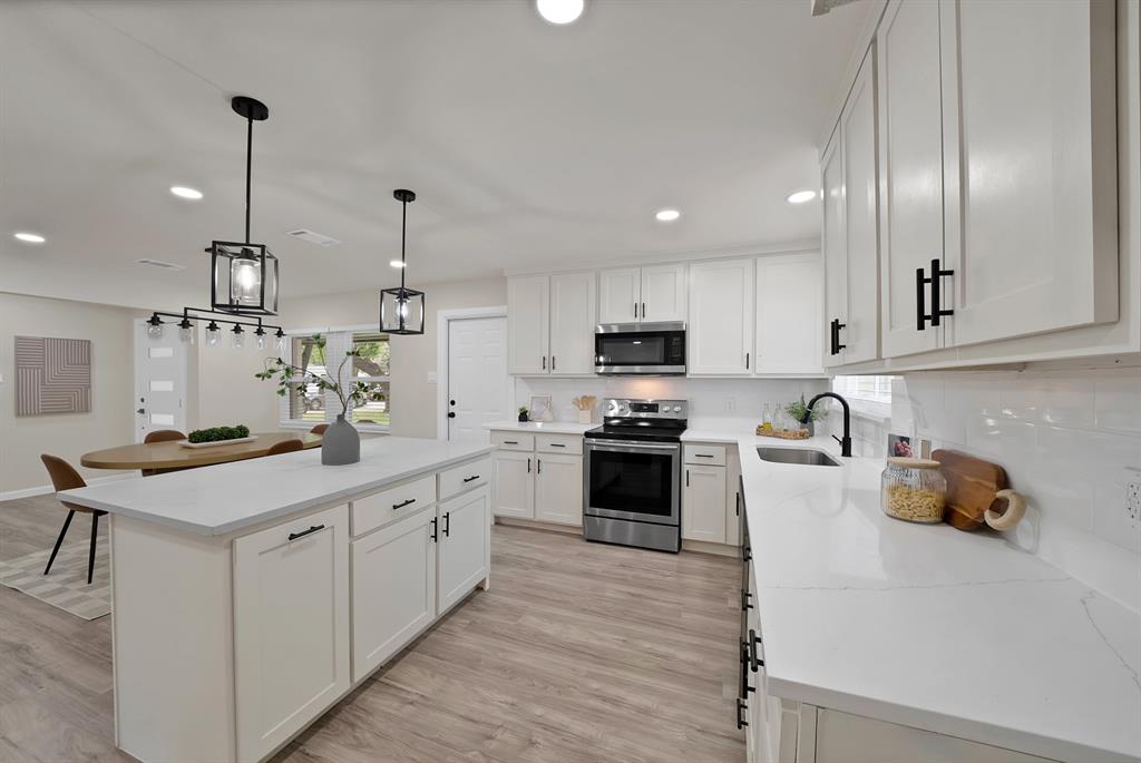 1715 Bradford Drive, Arlington, TX 76010