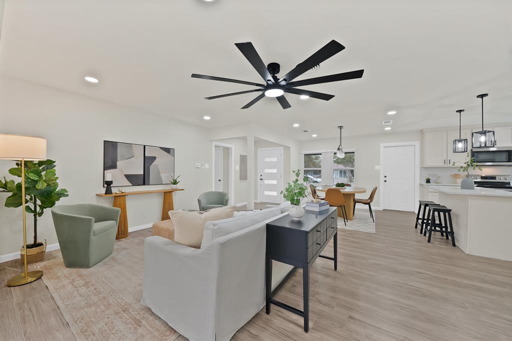 1715 Bradford Drive, Arlington, TX 76010