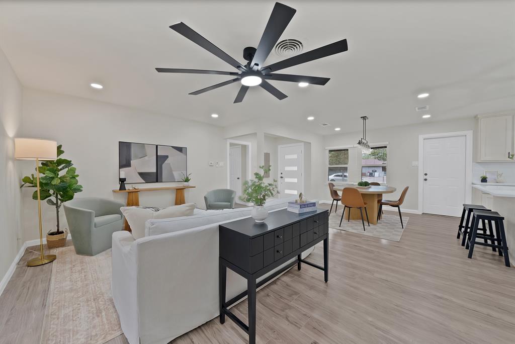 1715 Bradford Drive, Arlington, TX 76010