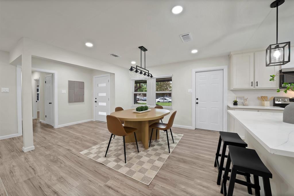 1715 Bradford Drive, Arlington, TX 76010
