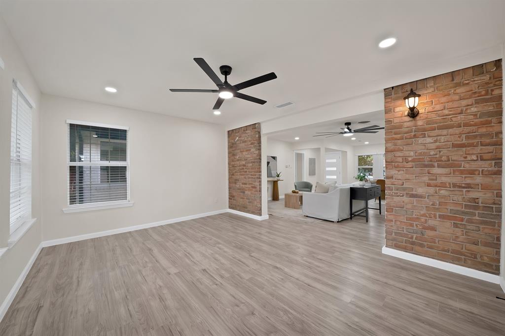 1715 Bradford Drive, Arlington, TX 76010