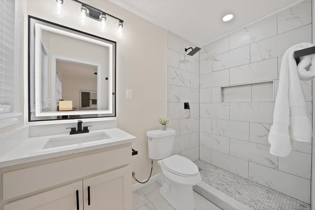 1715 Bradford Drive, Arlington, TX 76010
