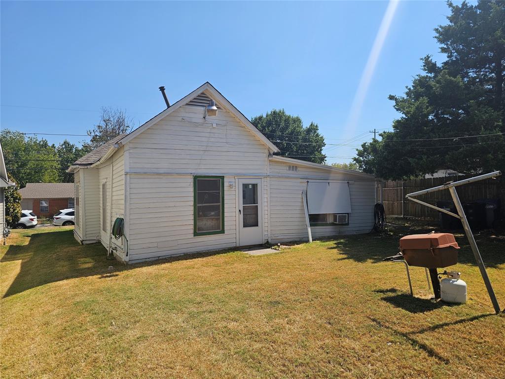 1405 West Street, McKinney, TX 75069 1405 West Street, McKinney, TX 75069
