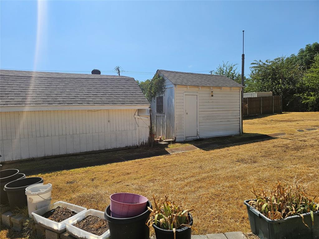 1405 West Street, McKinney, TX 75069 1405 West Street, McKinney, TX 75069