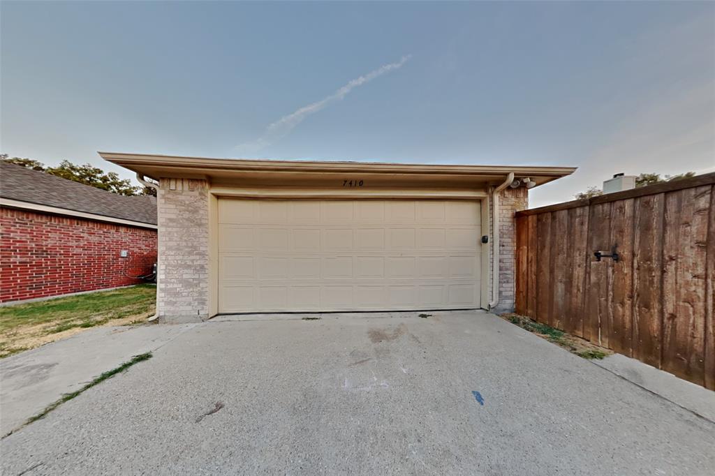 7410 Airline Drive, Rowlett, TX 75089
