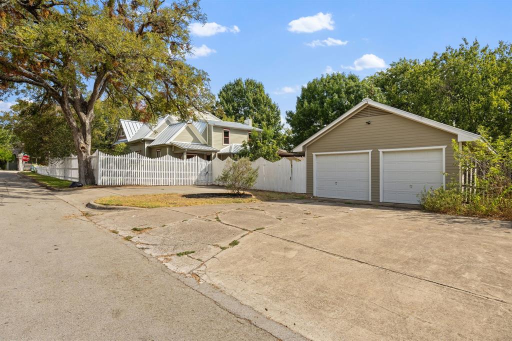 602 Storrs Street, Rockwall, TX 75087