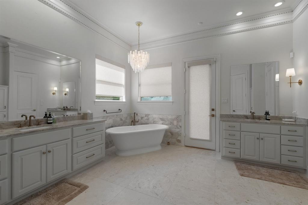 5660 Prestwick Lane, Dallas, TX 75252
