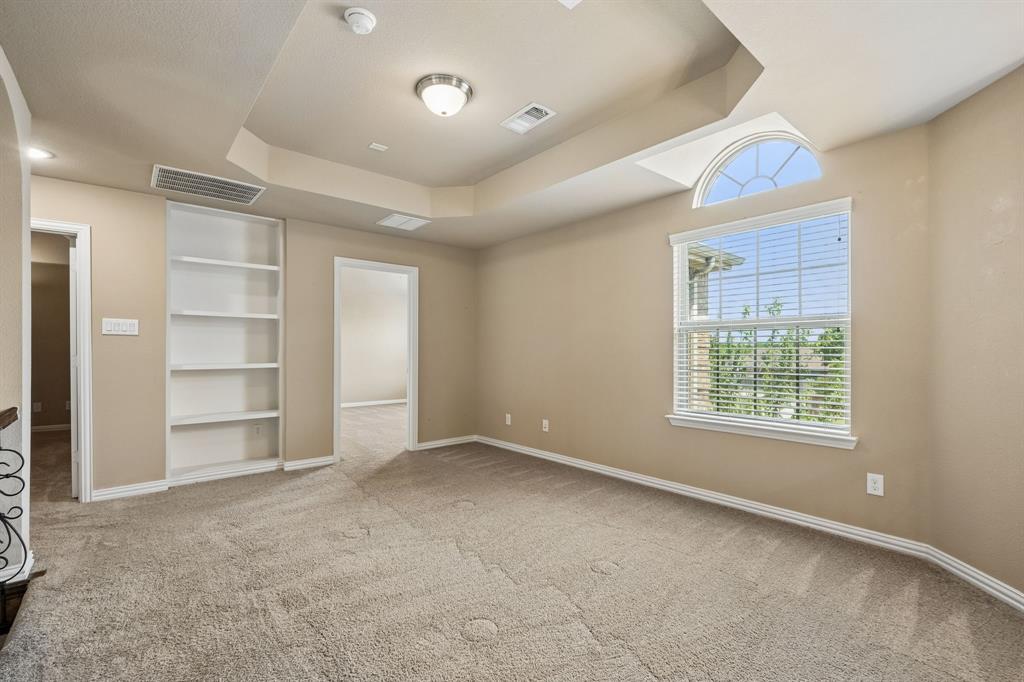 100 Spruce Street, Red Oak, TX 75154