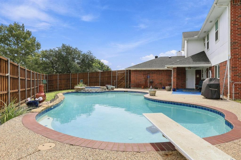 2506 Barger Court, Sachse, TX 75048