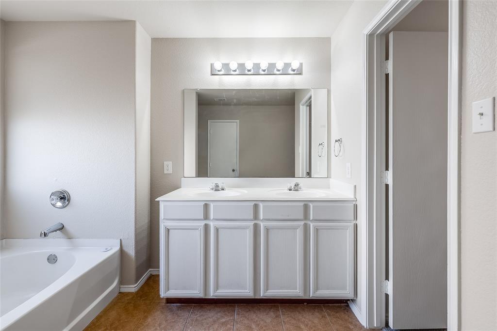 105 Rambling Way, Forney, TX 75126