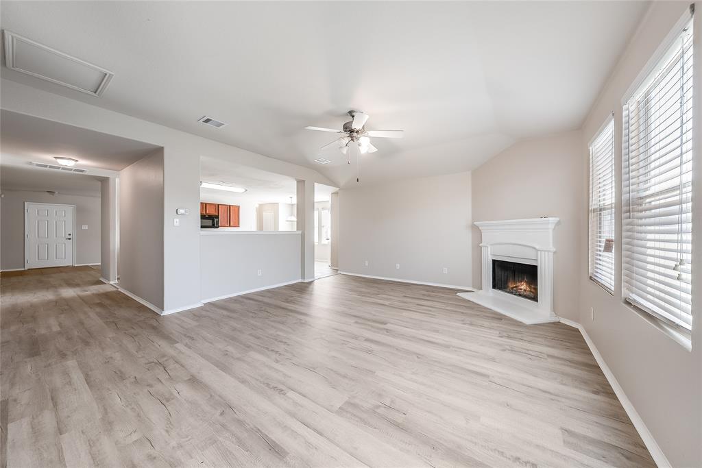 105 Rambling Way, Forney, TX 75126