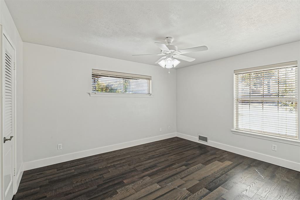 2868 Ripplewood Drive, Dallas, TX 75228