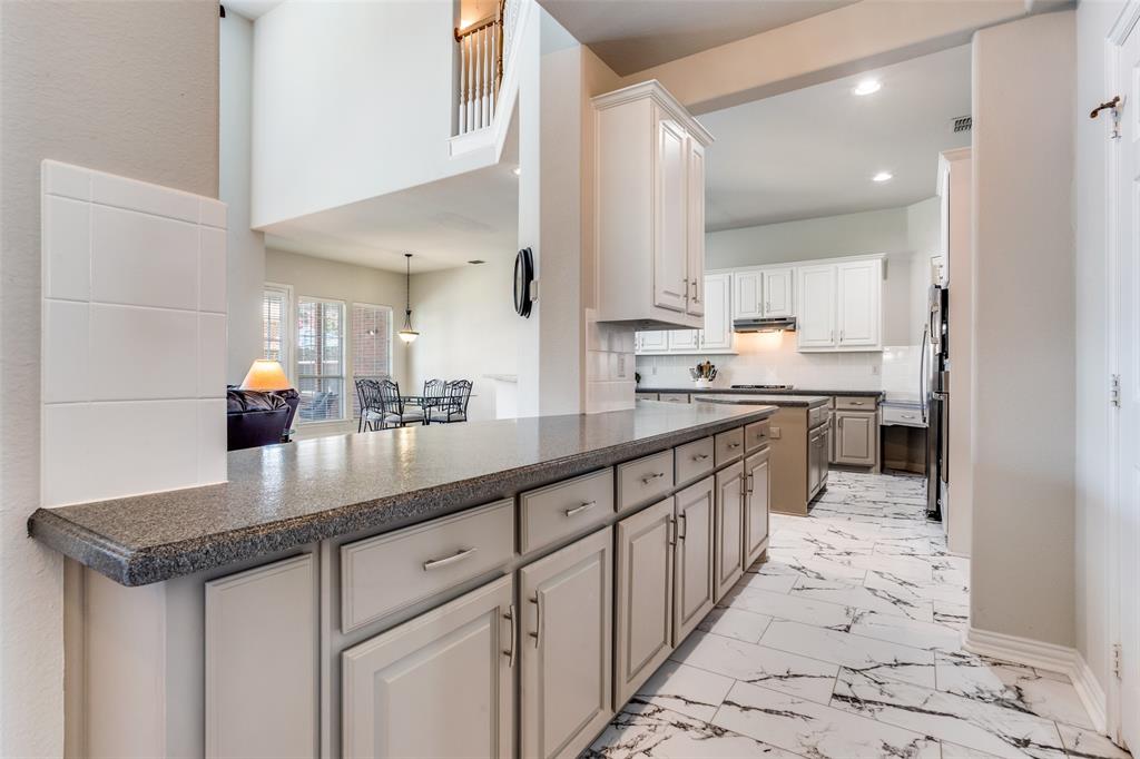810 Shadybrook Drive, Murphy, TX 75094