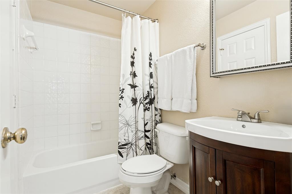810 Shadybrook Drive, Murphy, TX 75094
