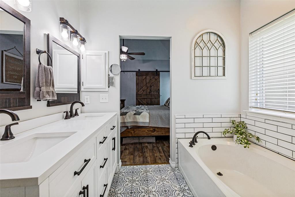 204 N W A Allen Boulevard, Wylie, TX 75098