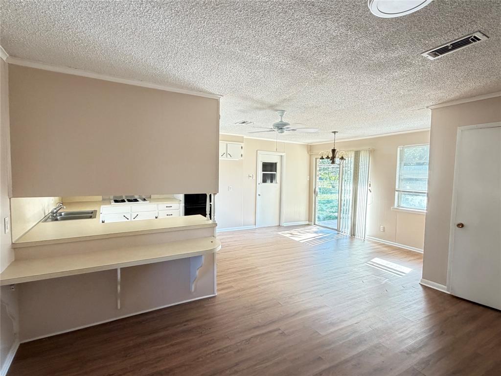 111 E Dawn Drive, Robinson, TX 76706 111 E Dawn Drive, Robinson, TX 76706