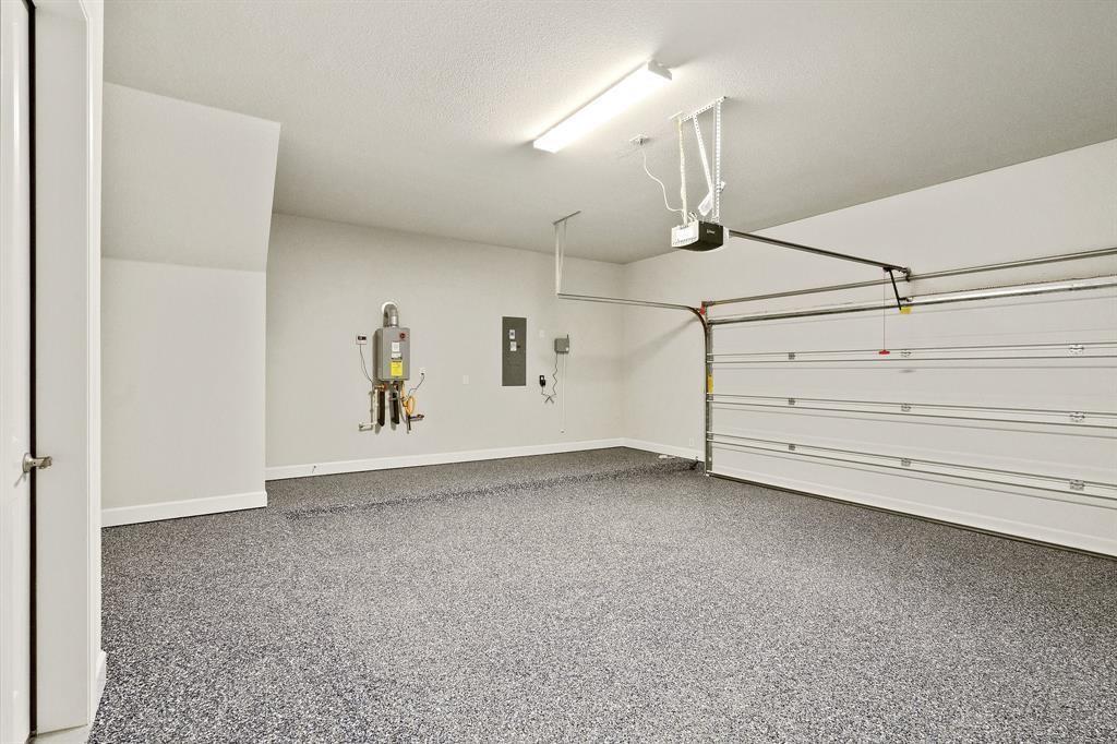 2.5 car garage