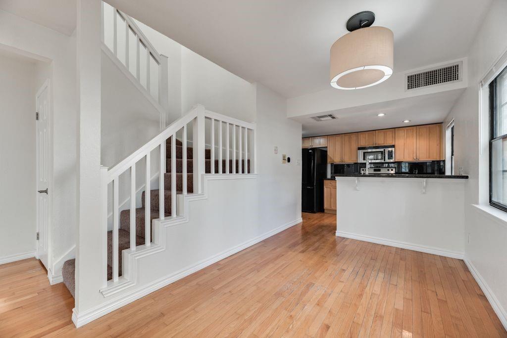 817 Pavillion Street, #101, Dallas, TX 75204